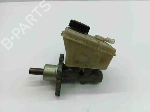 Used Brake master cylinder BMW 3 (E46) 320 d (136 hp) 28903633