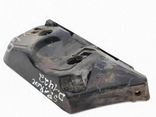 Used Front bumper bracket Front bumper bracket VOLVO V50 (545) 2.0 D (136 hp) 40043857 40043857