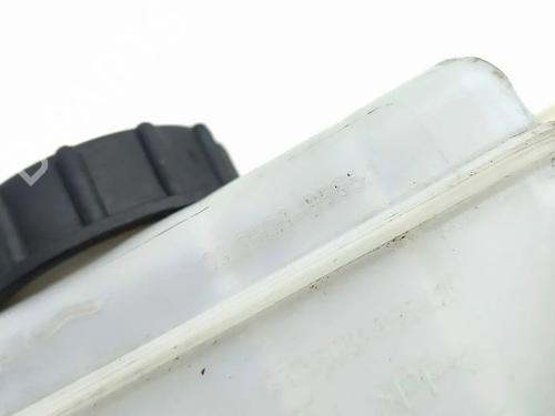 Brake master cylinder JAGUAR F-PACE (X761) 2.0 SD4 AWD | BP33227127M77 - Image 2