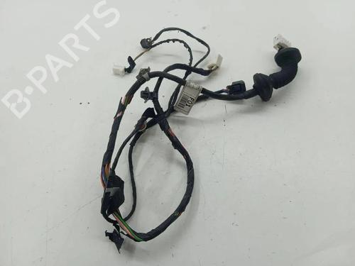 Used Wiring harness Wiring harness 33253268 33253268
