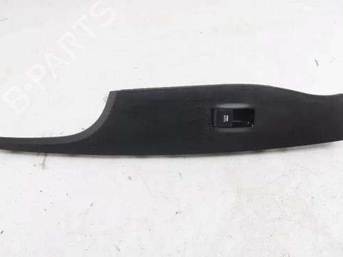 Used Left front window switch HYUNDAI i40 I (VF) 1.7 CRDi (116 hp) 28861827