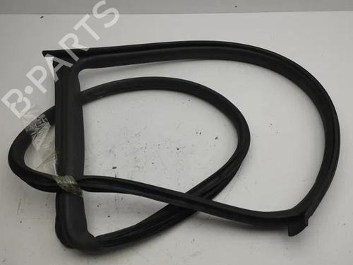 Used Rubber door seal MASERATI GHIBLI III (M157) 3.0 D (275 hp) 28864842