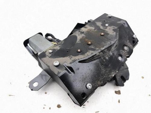 Serratura portellone posteriore Serratura portellone posteriore VW PHAETON (3D1, 3D2, 3D3, 3D4, 3D6, 3D7, 3D8, 3D9) 3.0 V6 TDI 4motion (240 hp) 39939651 39939651