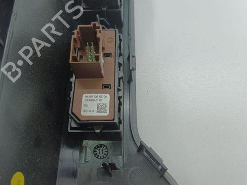 Switch CITROËN DS5 2.0 HDi 165 Hybrid4 4x4 | BP28846218I30 