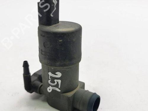 Used Washer pump NISSAN QASHQAI II (J11, J11_) 1.5 dCi (110 hp) 28843473