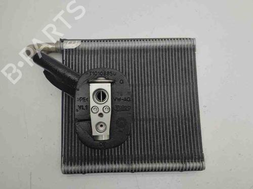 Used AC radiator AUDI Q3 (F3B) 35 TFSI (150 hp) 28899725