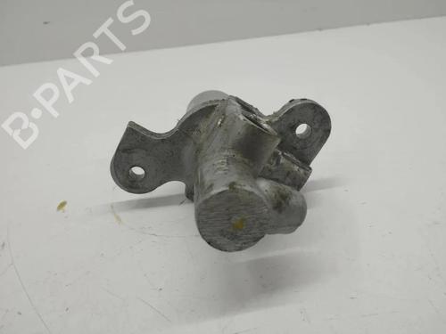 Brake master cylinder BMW X3 (E83) 2.0 d | BP28885445M77 - Image 3