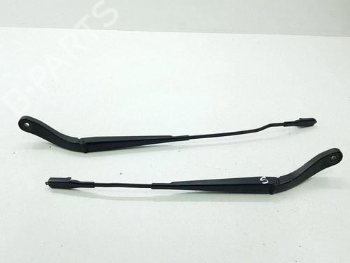 Used Rear windshield wiper arm Rear windshield wiper arm 37290020 37290020