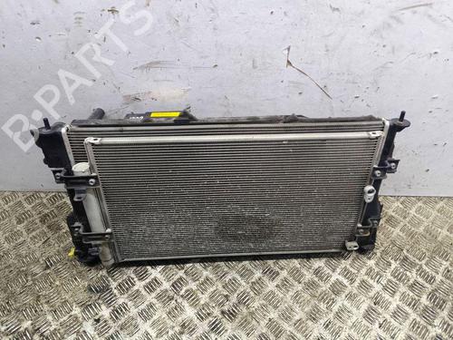Used Radiator set Radiator set 37493206 37493206