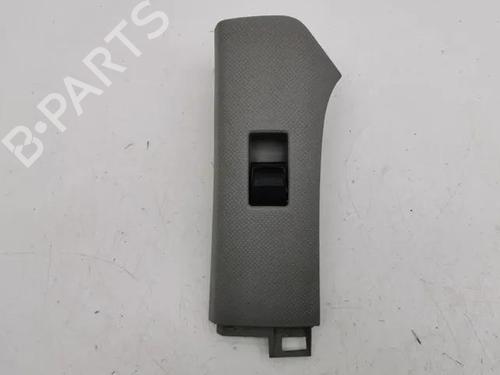 Used Left front window switch TOYOTA YARIS (_P1_) 1.4 D-4D (NLP10_, NLP10R) (75 hp) 28855920