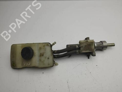 Used Brake master cylinder Brake master cylinder MERCEDES-BENZ VIANO (W639) CDI 2.2 (639.711, 639.713, 639.811, 639.813, 639.815) (150 hp) 36214181 36214181