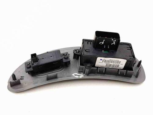Left rear window switch CHRYSLER GRAND VOYAGER V (RT) 2.8 CRD | BP29458253I29 