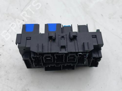 Fuse box RENAULT CAPTUR I (J5_, H5_) 0.9 TCe 90 | BP36199044E1 - Image 5