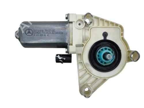 Rudehejsemotor forskærm venstre MERCEDES-BENZ A-CLASS (W169) A 160 CDI (169.006, 169.306) (82 hp) 28900408