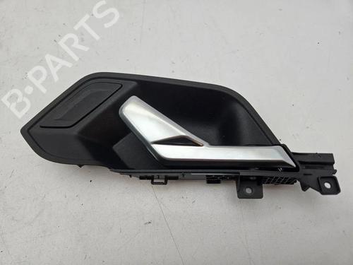 Used Rear left interior door handle Rear left interior door handle AUDI Q3 (F3B) 35 TFSI (150 hp) 28899680 28899680