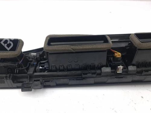 Air vent AUDI A4 B9 Avant (8W5, 8WD) 2.0 TDI | BP36179100I21 - Image 4