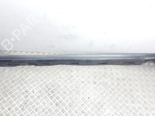 Used Right sideskirt Right sideskirt 33924129 33924129