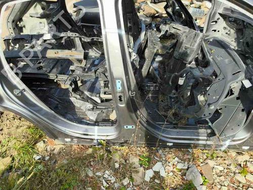 Højre sidekjole MERCEDES-BENZ EQA (H243) EQA 250 (243.701) | BP28874841C114 