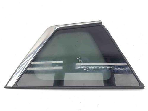 Vitre de custode arrière gauche CITROËN C-CROSSER (VU_, VV_) 2.2 HDi (156 hp) 28880516