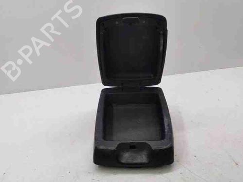 Used Armrest / Center console KIA SORENTO I (JC) 2.5 CRDi (163 hp) 28852461