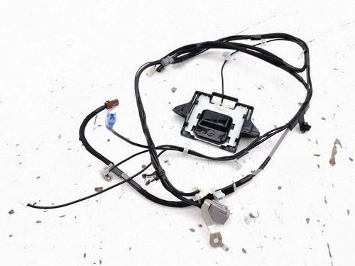 Used Antenna/Base Antenna/Base TOYOTA COROLLA Estate (_E21_) 1.8 Hybrid (ZWE211) (98 hp) 40287547 40287547
