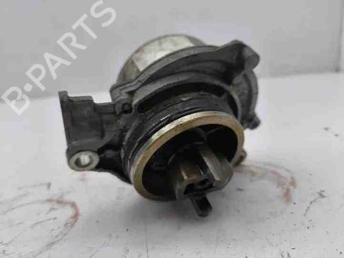 Used Vacuum pump BMW 5 Touring (E61) 525 d (177 hp) 28851869