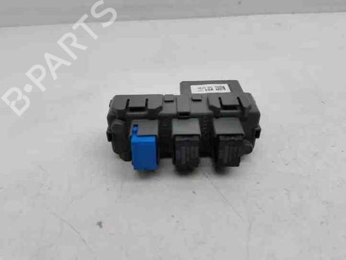 Fuse box HONDA CR-V II (RD_) 2.2 CTDi (RD9) | BP28854982E1
