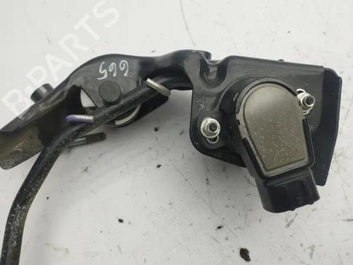 Pedal TOYOTA AVENSIS (_T25_) 2.2 D-CAT (ADT251_, ADT251R) | BP28865512I4 