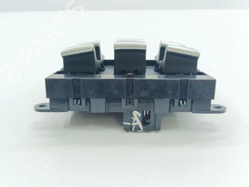 Switch CITROËN DS5 2.0 HDi 165 Hybrid4 4x4 | BP28846227I30 