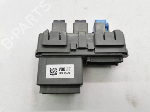Zekeringkast Zekeringkast HONDA CR-V IV (RM_) 2.2 i-DTEC AWD (RE6) (150 hp) 37404736 37404736