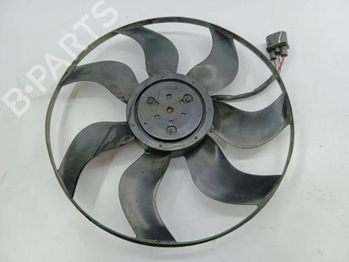 Used Radiator fan Radiator fan 33877812 33877812