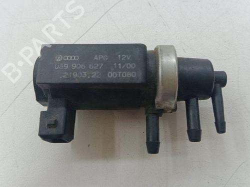 Capteur électronique AUDI A4 B5 (8D2) 1.9 TDI (110 hp) 28853824