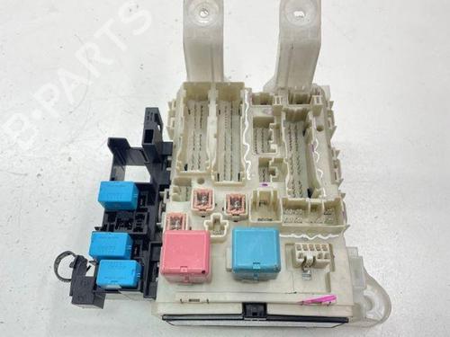 Fuse box TOYOTA RAV 4 III (_A3_) 2.2 D 4WD (ALA30_, ALA30R) | BP28870363E1 