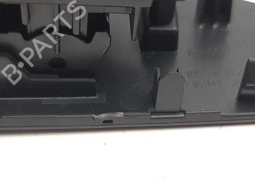Right front window switch TOYOTA COROLLA Saloon (_E21_) 1.8 VVTi Hybrid (ZWE219) | BP33916277I26 - Image 2