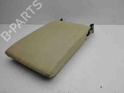Used Armrest / Center console MERCEDES-BENZ C-CLASS (W203) C 200 CDI (203.004) (116 hp) 28848735