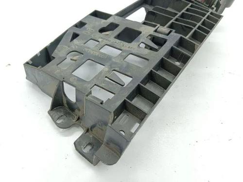 Used Fuse box Fuse box 28848611 28848611