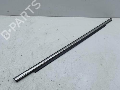 Used Door moulding trim CITROËN C-CROSSER (VU_, VV_) 2.2 HDi (156 hp) 31048390