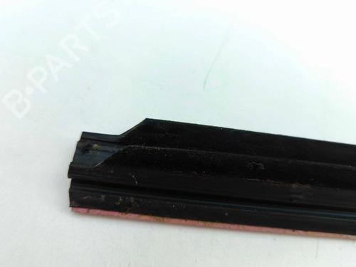 Door moulding trim MERCEDES-BENZ E-CLASS (W212) E 350 BlueTEC (212.024) | BP29008215C150 
