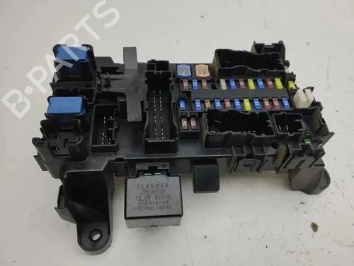 Used Fuse box Fuse box 28842423 28842423