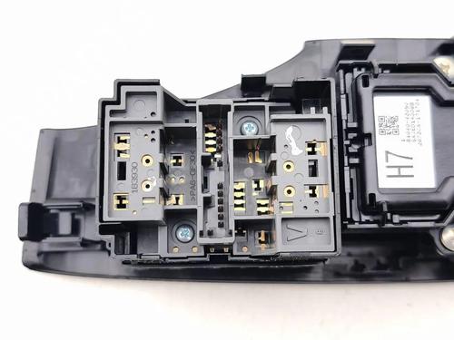 Right front window switch TOYOTA RAV 4 V (_A5_, _H5_) 2.5 Hybrid AWD (AXAH54) | BP36061609I26 - Image 8