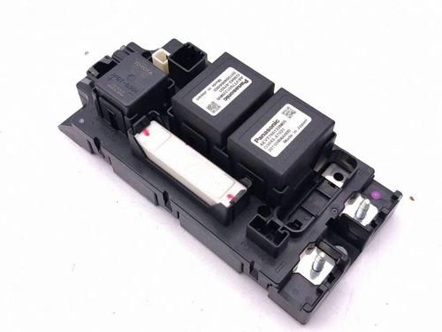 Used Fuse box Fuse box 37515258 37515258