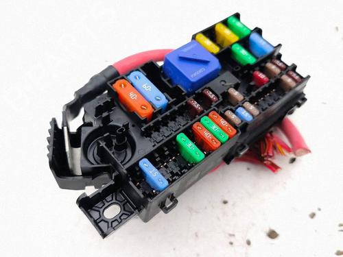 Used Fuse box Fuse box BMW X2 (U10) iX2 eDrive 20 (204 hp) 40071059 40071059