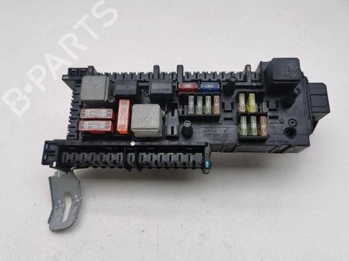 Used Fuse box Fuse box 38249635 38249635