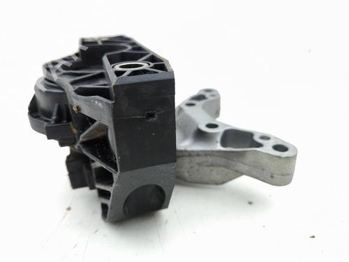 Engine mount PEUGEOT 2008 II (UD_, US_, UY_, UJ_, UR_, UC_) 1.2 PureTech 130 (USHNS, URHNS) | BP29569386M89