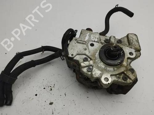 Used Fuel pump TOYOTA YARIS (_P1_) 1.4 D-4D (NLP10_, NLP10R) (75 hp) 28844080