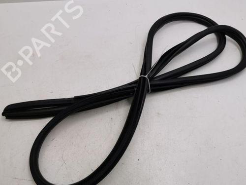 Used Rubber door seal LEXUS NX (_Z1_) 300h AWD (AYZ15_) (155 hp) 28857006