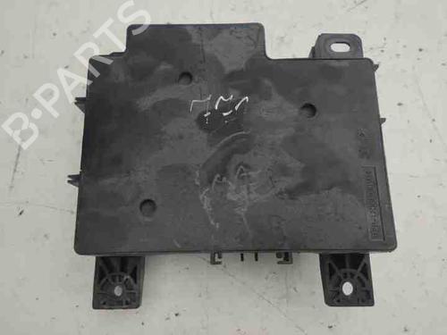 Fuse box PEUGEOT 4007 (VU_, VV_) 2.2 HDi | BP28860533E1