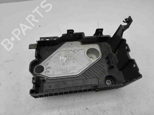 Used Support RENAULT CLIO V (B7_) 1.3 TCe 130 (B7MF) (131 hp) 28856521