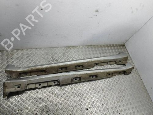 Used Left sideskirt Left sideskirt 38246663 38246663