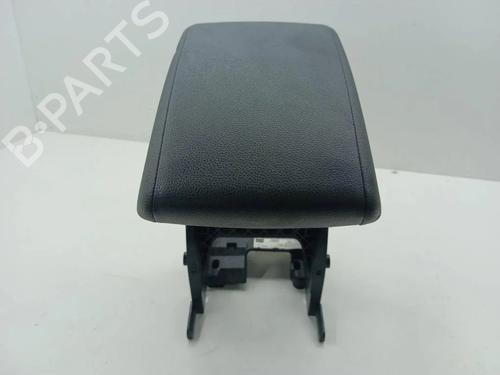 Used Armrest / Center console Armrest / Center console 28897560 28897560